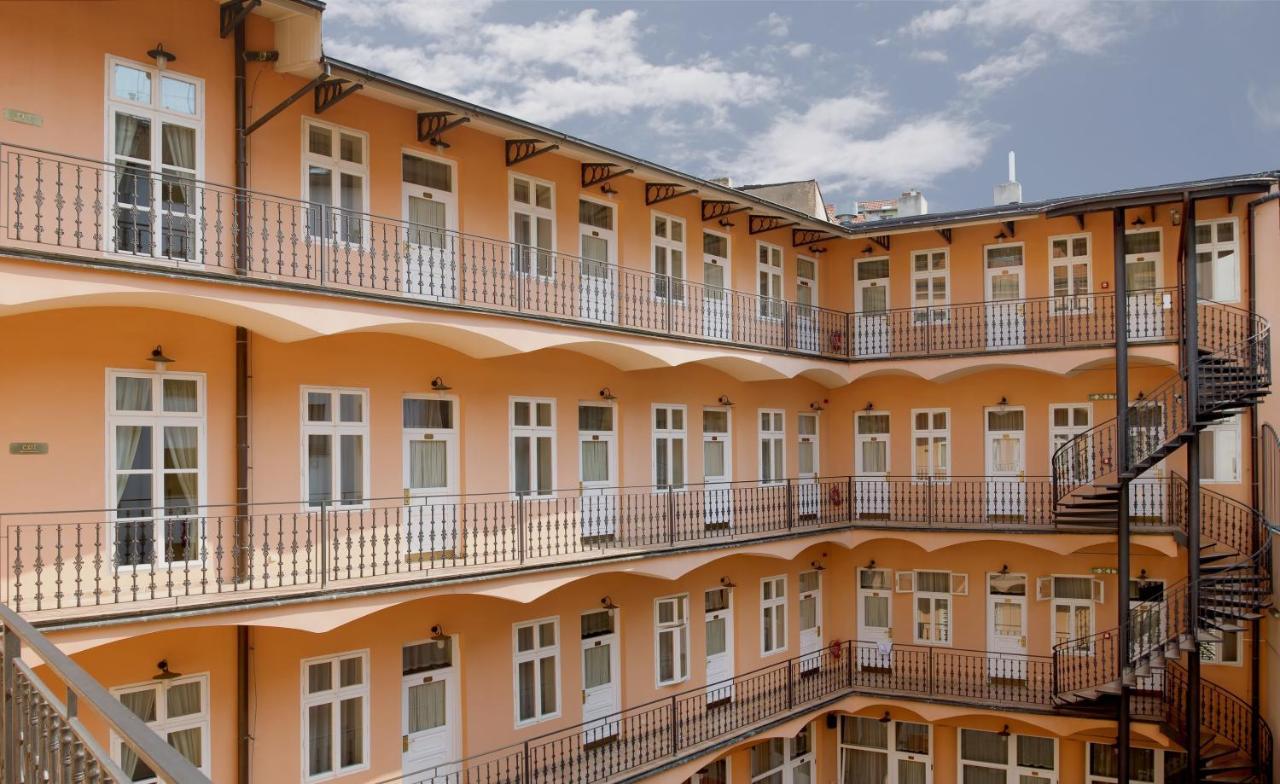 Hotel Patio Prague Exterior photo