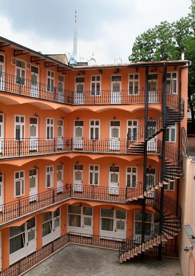 Hotel Patio Prague Exterior photo